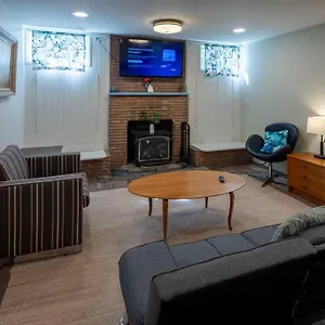 Seaview Hideaway Heated Floors, Free Parking Holiday home Seattle
